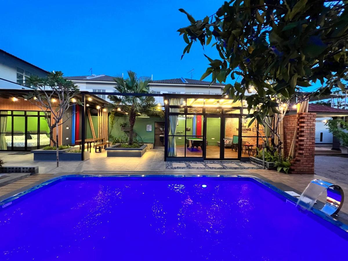 The Uniique Haus - Johor 1St Staycation Water Dining Experience Johor Bahru Kültér fotó
