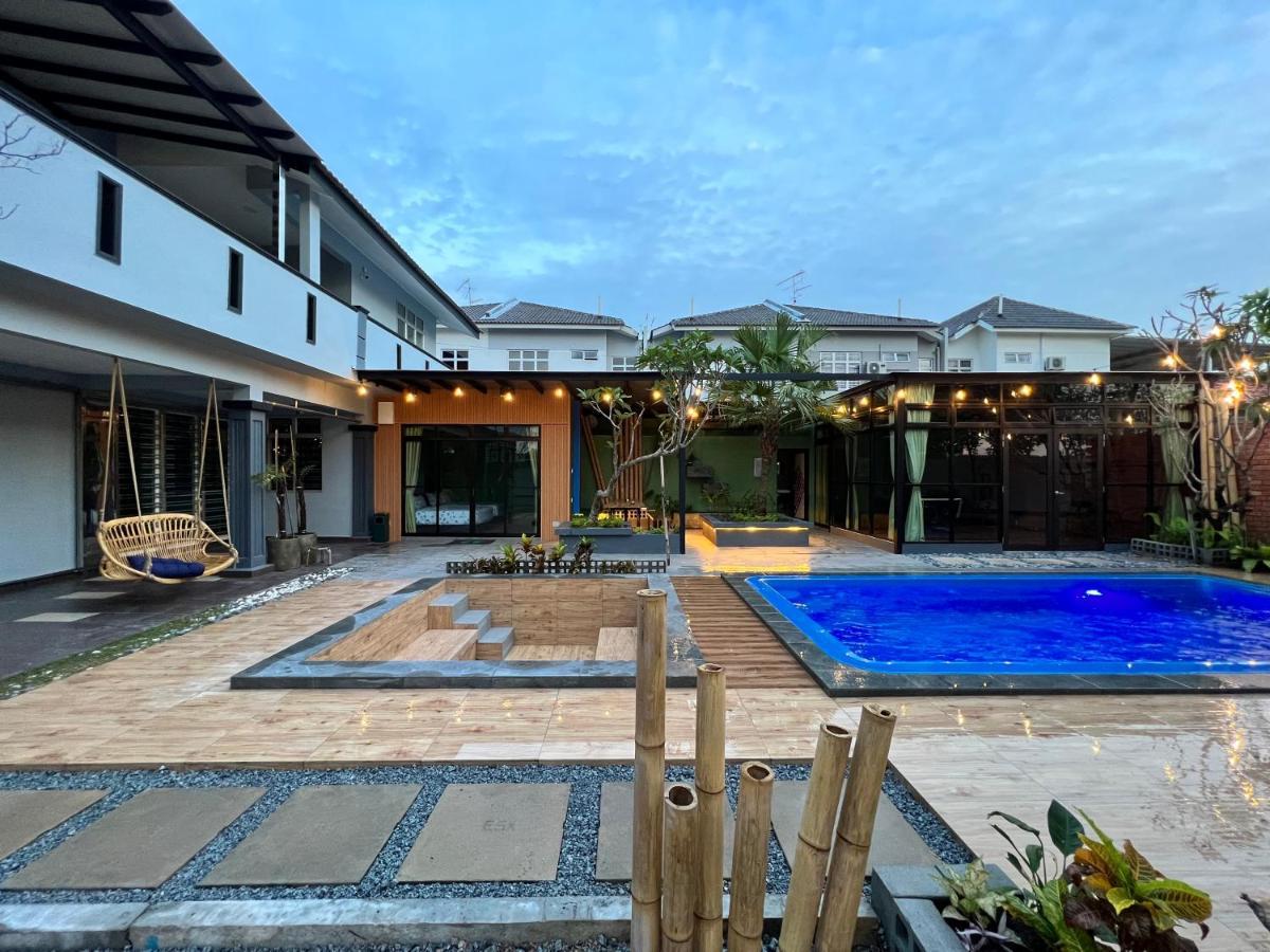 The Uniique Haus - Johor 1St Staycation Water Dining Experience Johor Bahru Kültér fotó